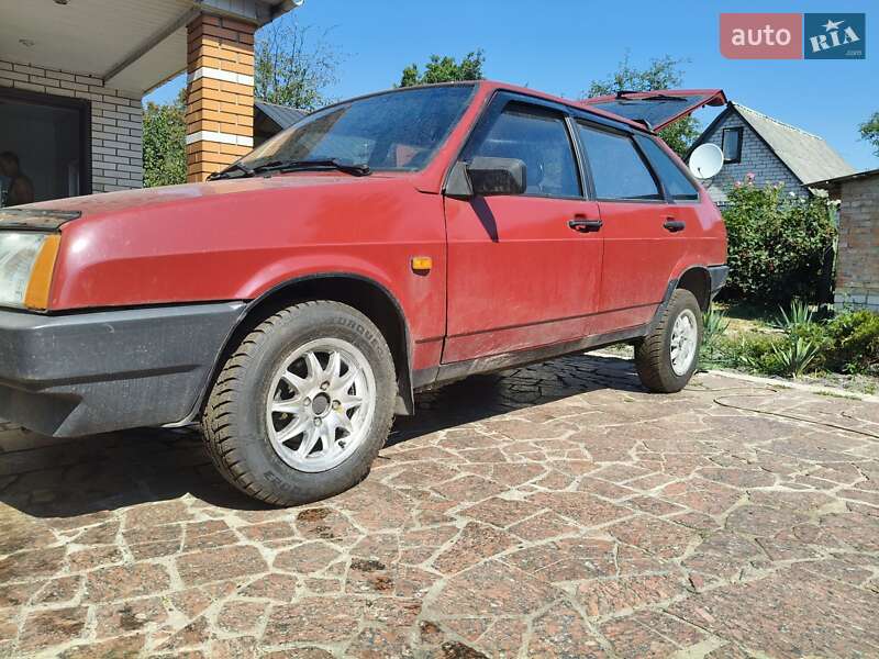 Хэтчбек ВАЗ / Lada 2109 1990 в Киеве фото 8 Хэтчбек ВАЗ / Lada 2109 1990 в Киеве