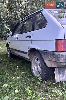 Хэтчбек ВАЗ 2109 1999 в 
