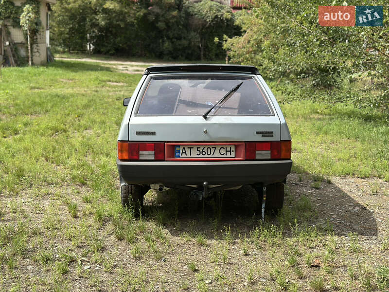 Хэтчбек ВАЗ / Lada 2109 2005 в Киеве