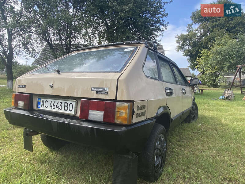 Хэтчбек ВАЗ / Lada 2109 1995 в Маневичах фото 4 Хэтчбек ВАЗ / Lada 2109 1995 в Маневичах
