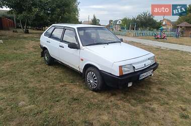Хетчбек ВАЗ 2109 1988 в Ромнах