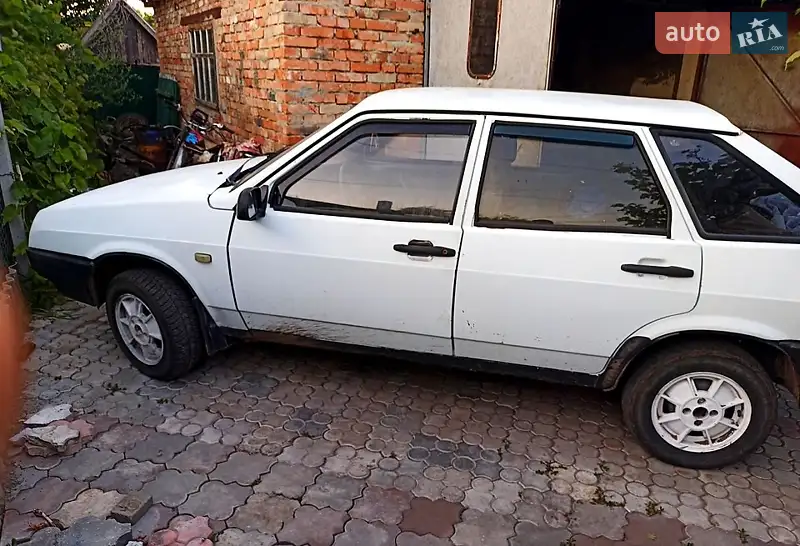 ВАЗ / Lada 2109