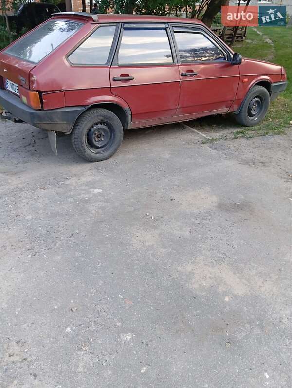 Хетчбек ВАЗ / Lada 2109 1994 в Краснограді