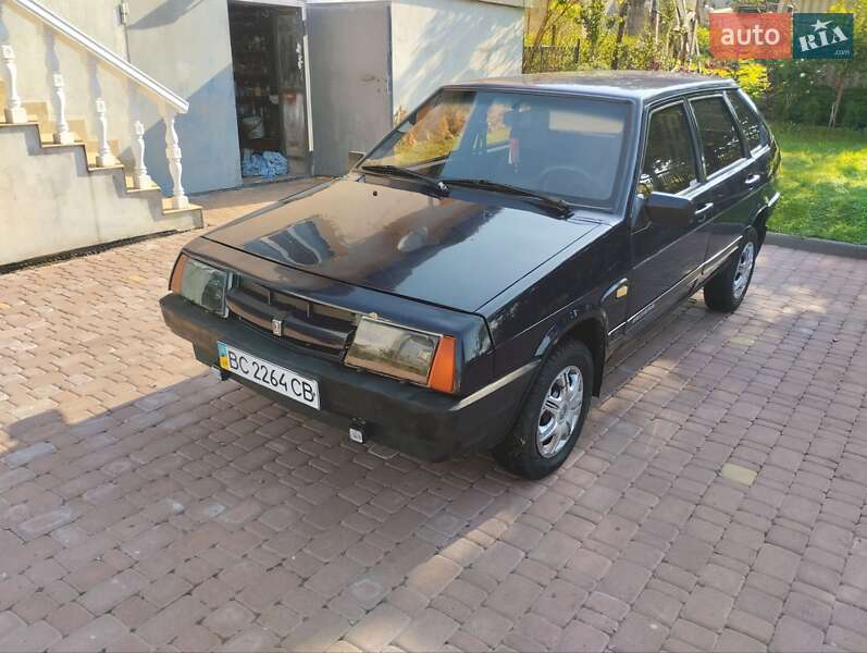 Хэтчбек ВАЗ / Lada 2109 1989 в Щирце