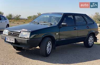 Хэтчбек ВАЗ 2109 2003 в 