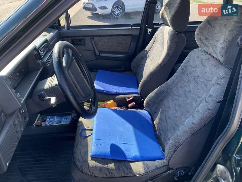 Хетчбек ВАЗ / Lada 2109 2003 в Чорноморську