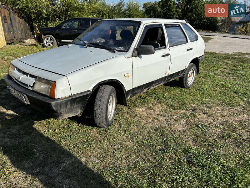 Хэтчбек ВАЗ / Lada 2109 1991 в Запорожье