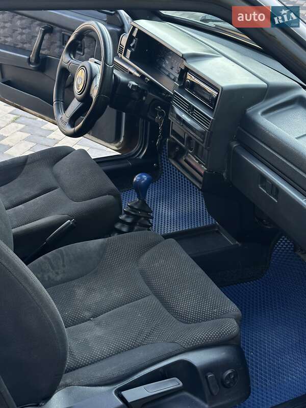 Хэтчбек ВАЗ / Lada 2109 2004 в Николаеве фото 37 Хэтчбек ВАЗ / Lada 2109 2004 в Николаеве