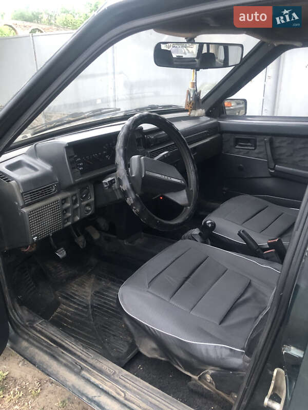 Хетчбек ВАЗ / Lada 2109 2001 в Рені