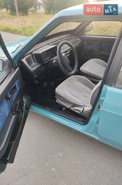 Хэтчбек ВАЗ 2109 1990 в 