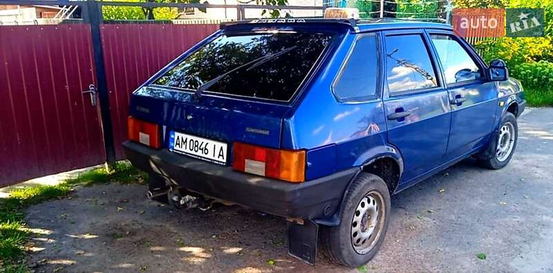 Хэтчбек ВАЗ / Lada 2109 2009 в Малине