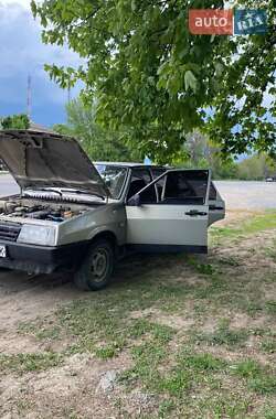 Хэтчбек ВАЗ 2109 2005 в 