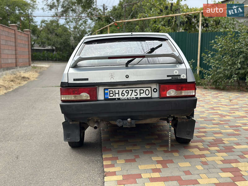 Хэтчбек ВАЗ / Lada 2109 2005 в Одессе