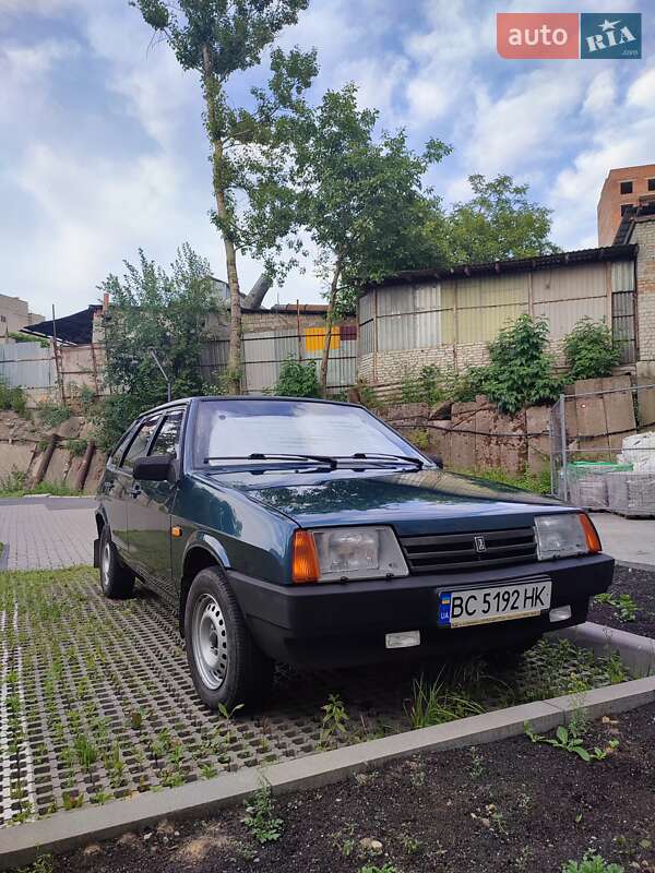 Хэтчбек ВАЗ / Lada 2109 2005 в Ходорове