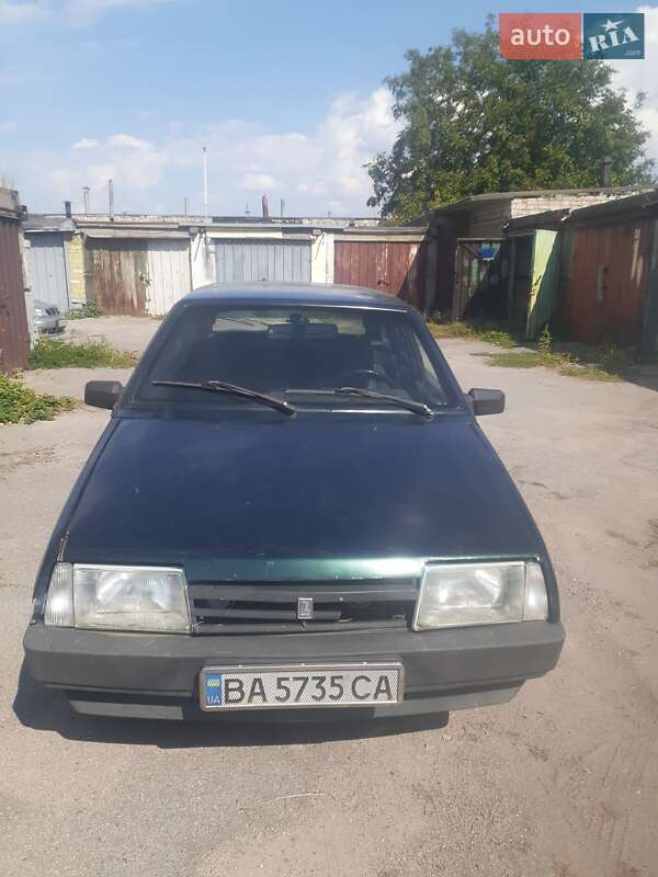 Хетчбек ВАЗ / Lada 2109 2002 в Світловодську фото 6 Хетчбек ВАЗ / Lada 2109 2002 в Світловодську