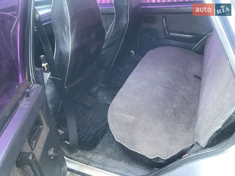 Хэтчбек ВАЗ / Lada 2109 2002 в Подольске