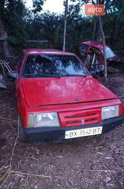 Хэтчбек ВАЗ 2109 1992 в Чемеровцах
