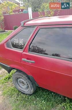 Хэтчбек ВАЗ 2109 1990 в 