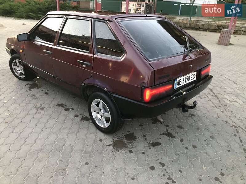 Хэтчбек ВАЗ / Lada 2109 2007 в Тростянце