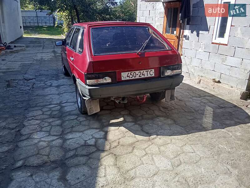 Хэтчбек ВАЗ / Lada 2109 1993 в Львове
