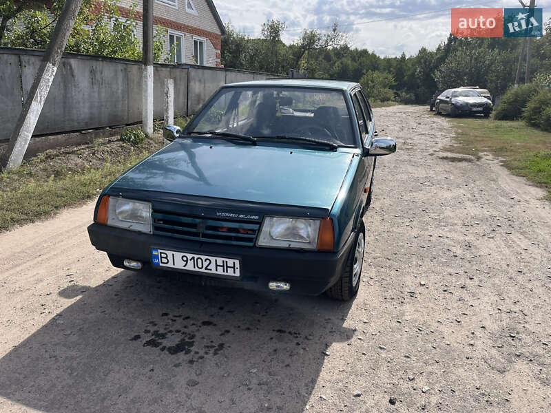 Хэтчбек ВАЗ / Lada 2109 1998 в Зенькове