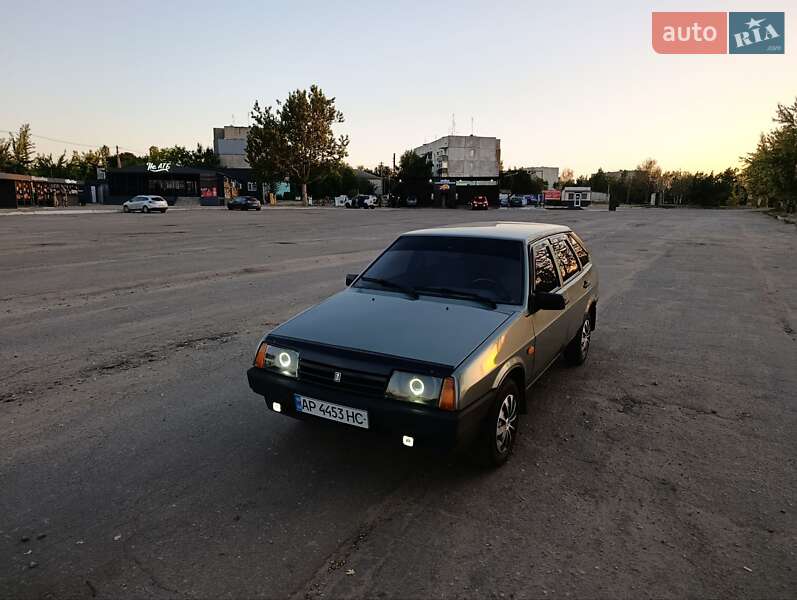 Хэтчбек ВАЗ / Lada 2109 2008 в Новониколаевке