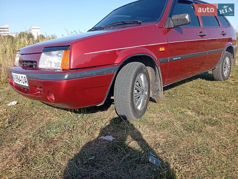 Хэтчбек ВАЗ / Lada 2109 1998 в Харькове