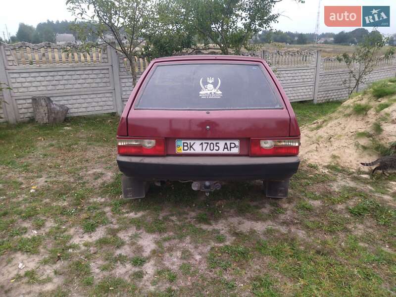 Хэтчбек ВАЗ / Lada 2109 1992 в Костополе