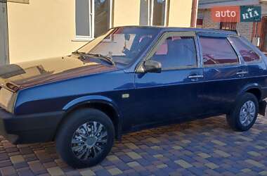 Хэтчбек ВАЗ 2109 2004 в 
