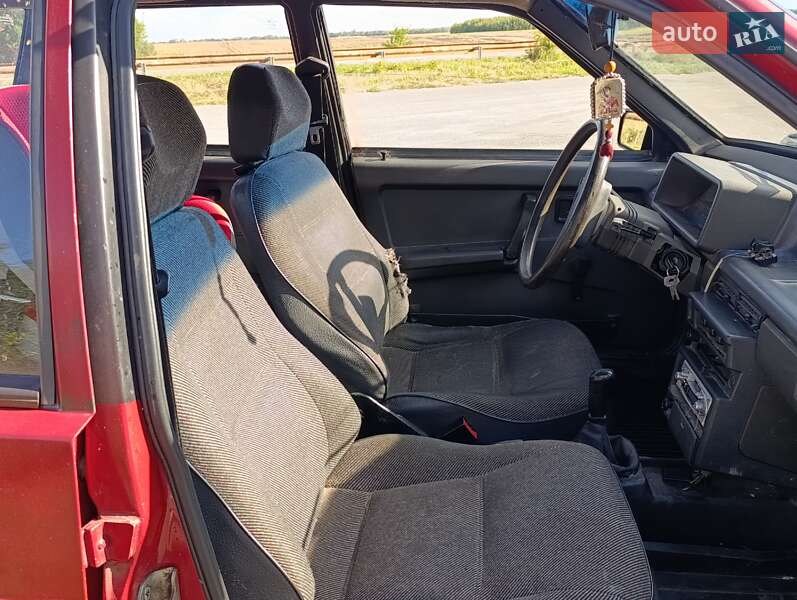 Хэтчбек ВАЗ / Lada 2109 1998 в Чернигове