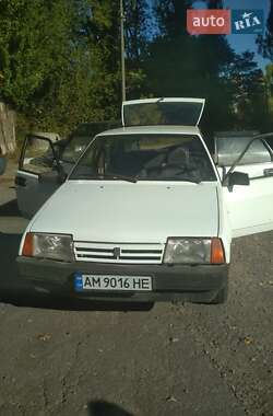 Хэтчбек ВАЗ 2109 1995 в  Хэтчбек ВАЗ 2109 1995 в