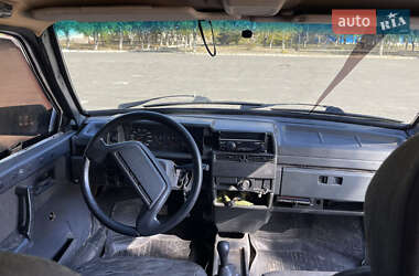 Хэтчбек ВАЗ 2109 1988 в 