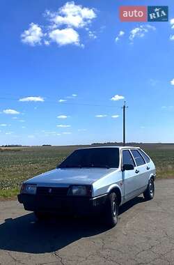 Хэтчбек ВАЗ 2109 2003 в 