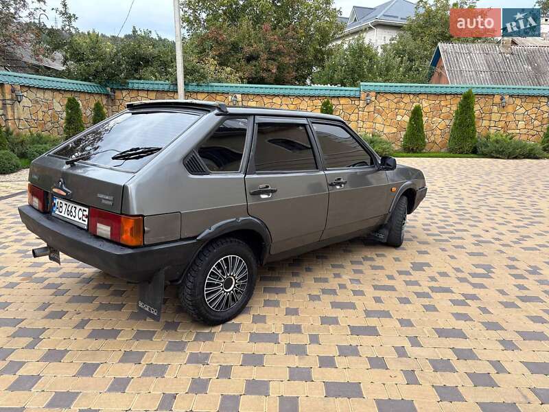 Хэтчбек ВАЗ / Lada 2109 1991 в Могилев-Подольске