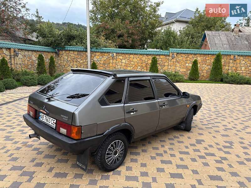 Хэтчбек ВАЗ / Lada 2109 1991 в Могилев-Подольске