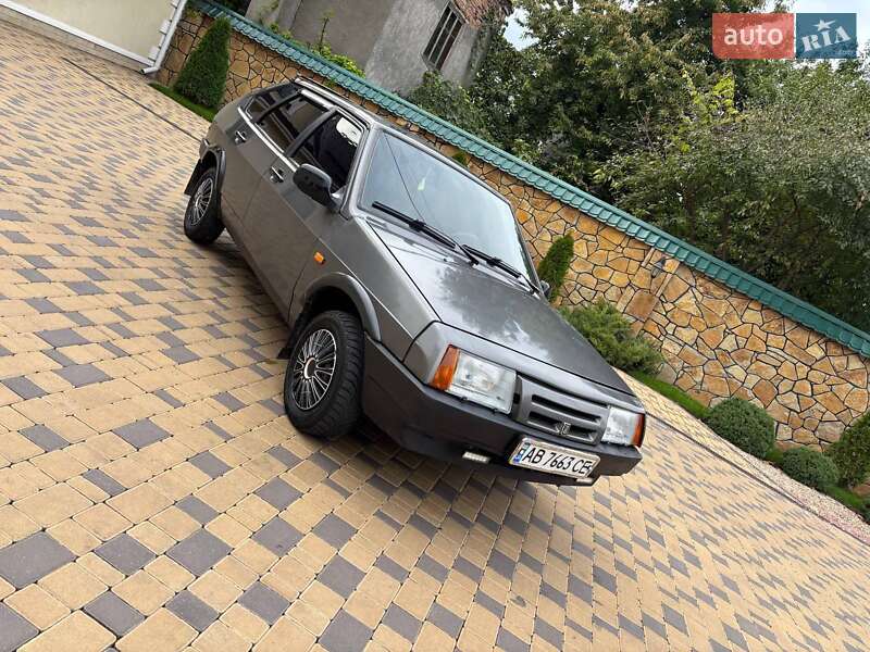Хэтчбек ВАЗ / Lada 2109 1991 в Могилев-Подольске