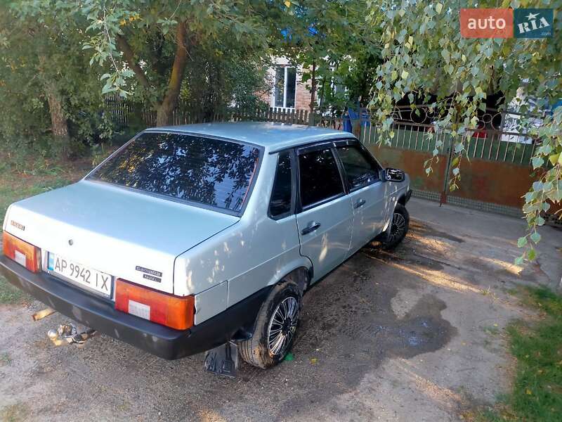 Хэтчбек ВАЗ / Lada 2109 2007 в Запорожье