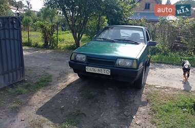 Хэтчбек ВАЗ 2109 2002 в Глинянах