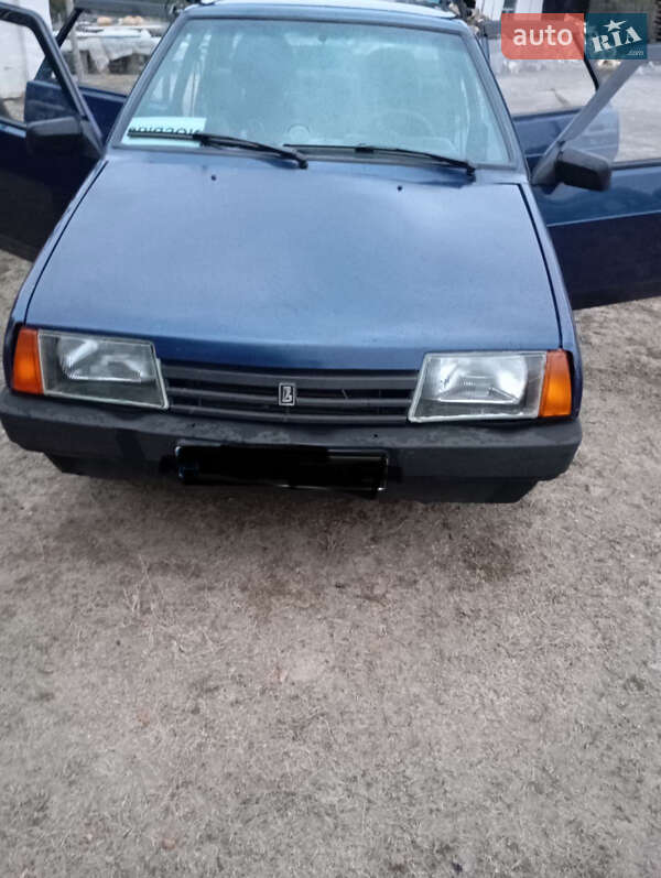 Хэтчбек ВАЗ / Lada 2109 2006 в 