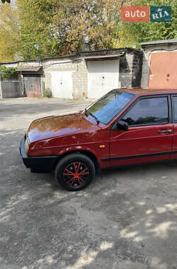 Хэтчбек ВАЗ 2109 1994 в 