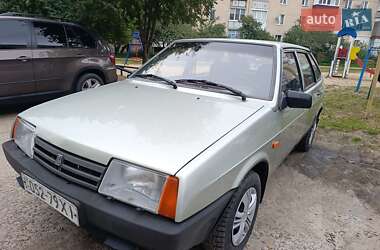 Хэтчбек ВАЗ 2109 2001 в Славуте