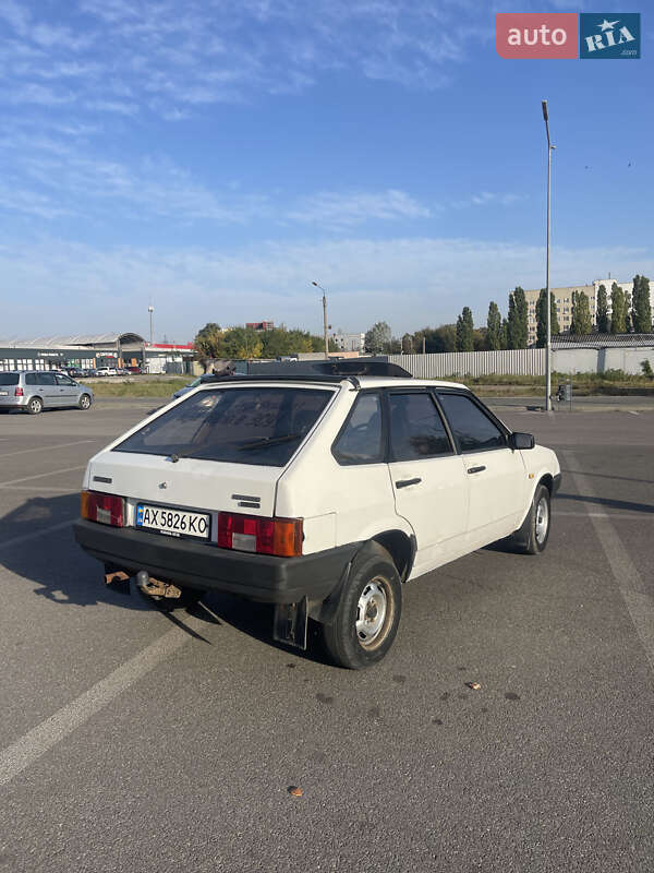 Хэтчбек ВАЗ / Lada 2109 1988 в Харькове фото 3 Хэтчбек ВАЗ / Lada 2109 1988 в Харькове