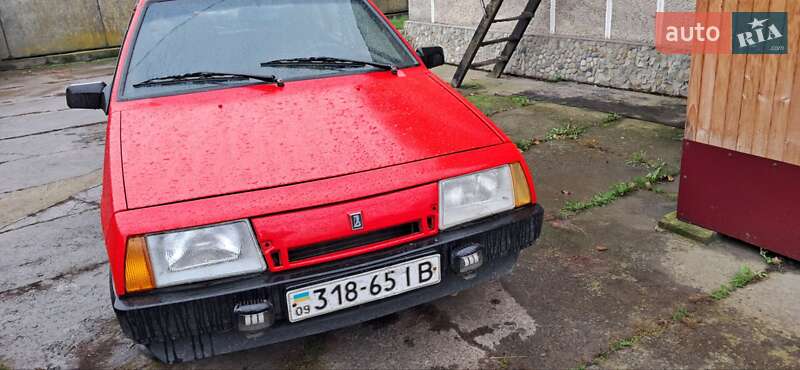 Хэтчбек ВАЗ 2109 1988 в 