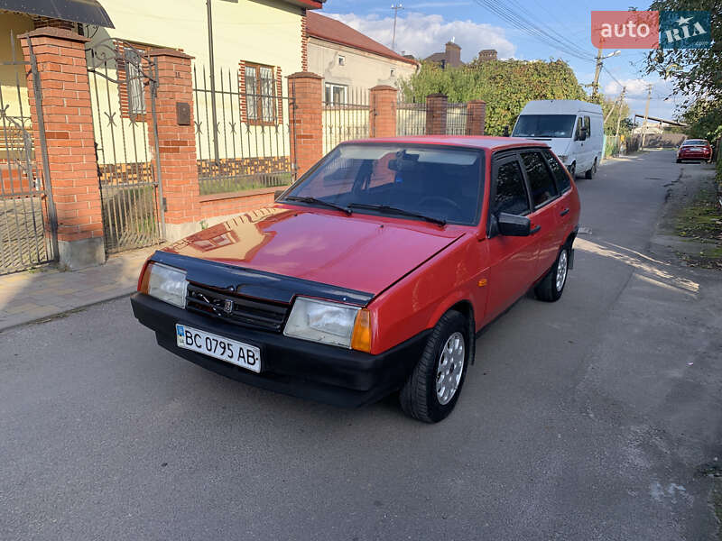 Хэтчбек ВАЗ 2109 1991 в 