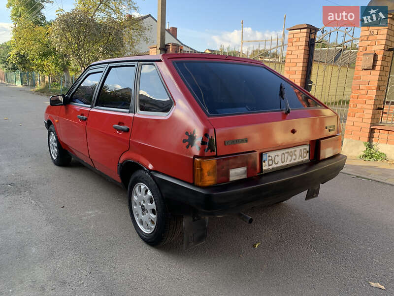 Хэтчбек ВАЗ / Lada 2109 1991 в Львове