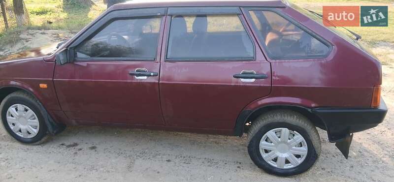 Хетчбек ВАЗ / Lada 2109 2008 в Чернівцях фото 2 Хетчбек ВАЗ / Lada 2109 2008 в Чернівцях