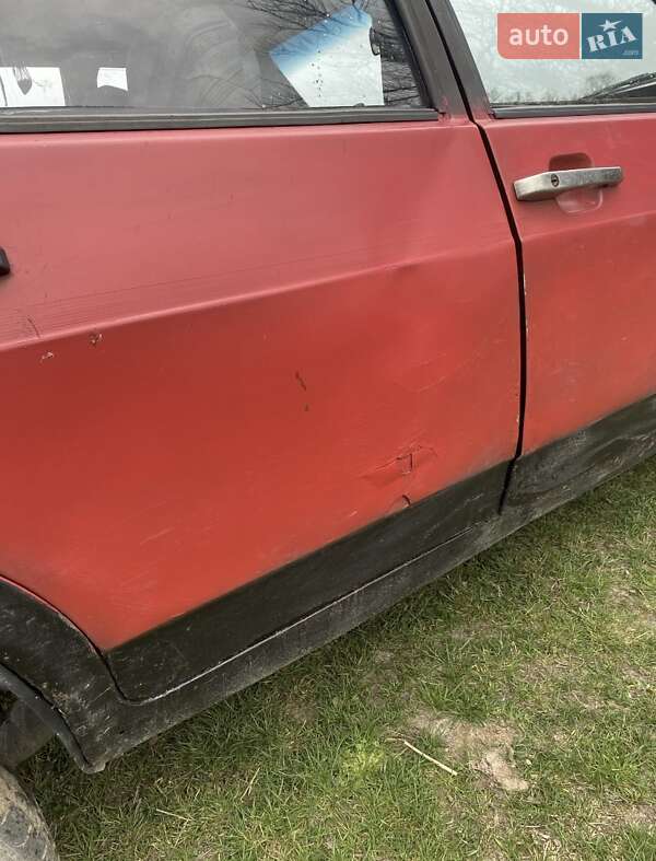 Хэтчбек ВАЗ / Lada 2109 1988 в Козельце