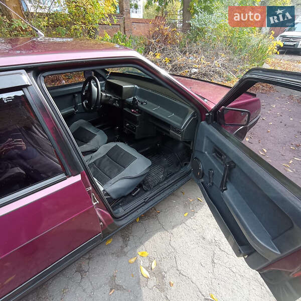 Хетчбек ВАЗ / Lada 2109 1998 в Дніпрі