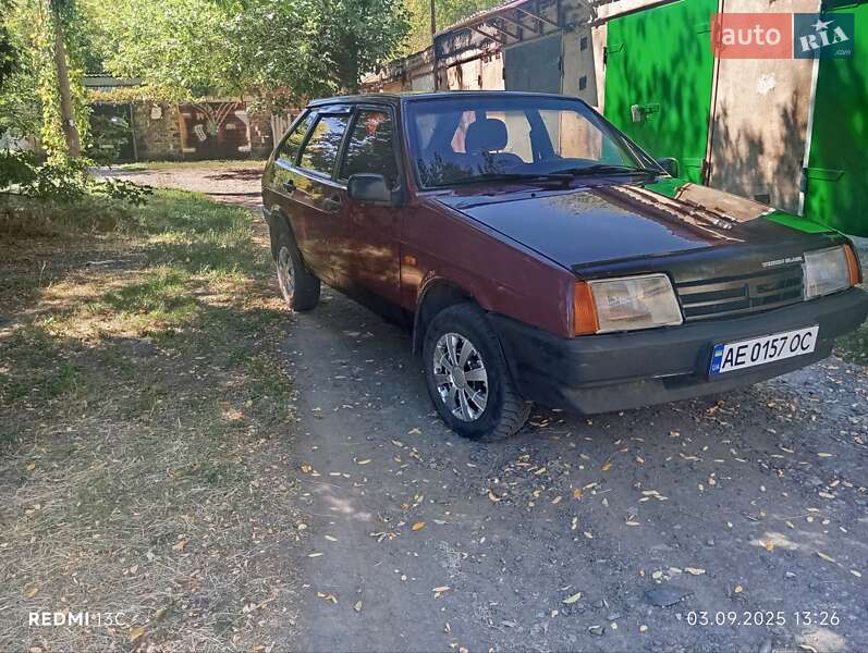 Хэтчбек ВАЗ / Lada 2109 2000 в Желтых Водах