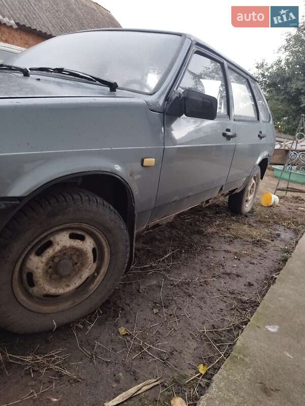 Хэтчбек ВАЗ / Lada 2109 1991 в Тернополе